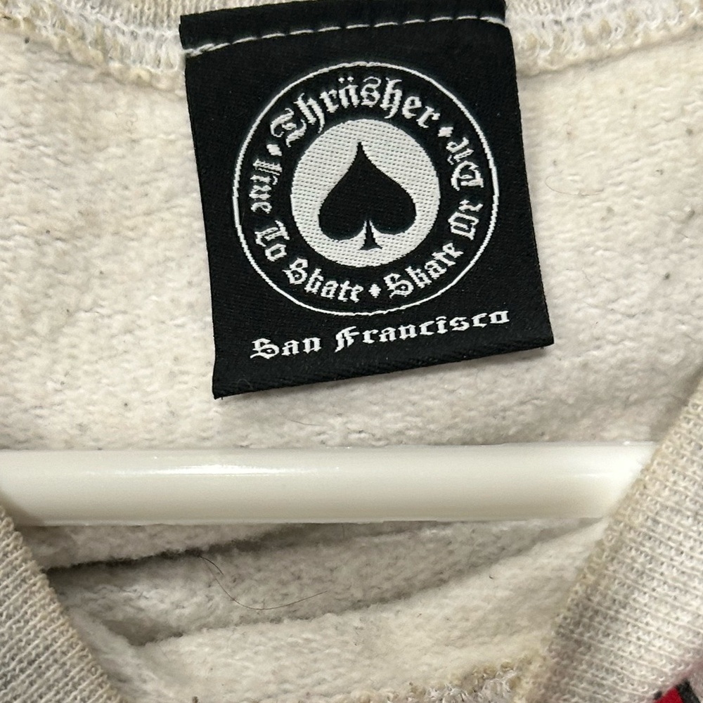 Crew neck - Picture 3 of 3
